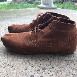 Brown suede TOMS moccasin boots